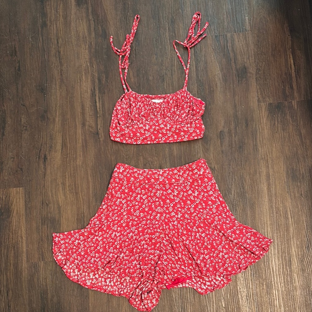 Princess Polly Red Floral Set